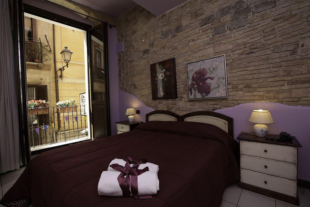 Arcobaleno Rooms Cagliari Exterior foto